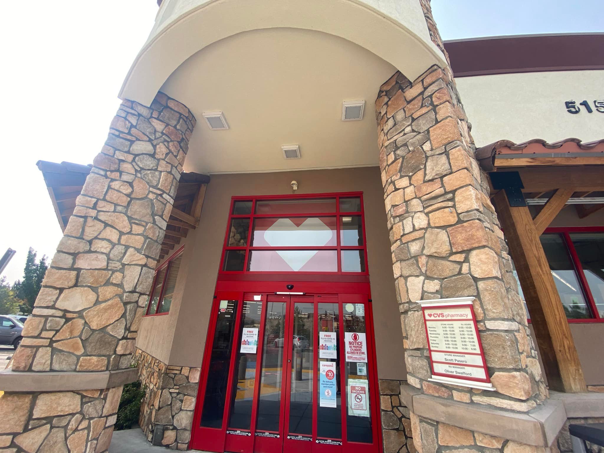 Commercial building exterior cleaning