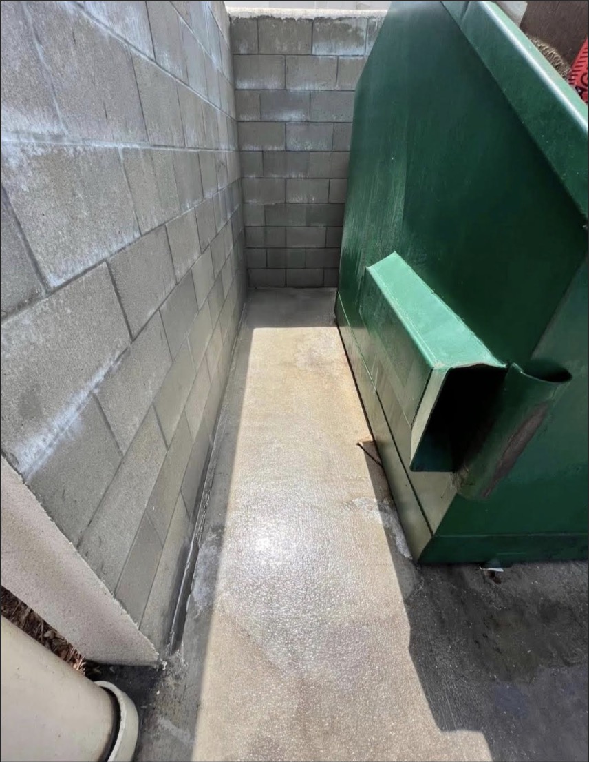 Trash Can Cleaning job in Reno